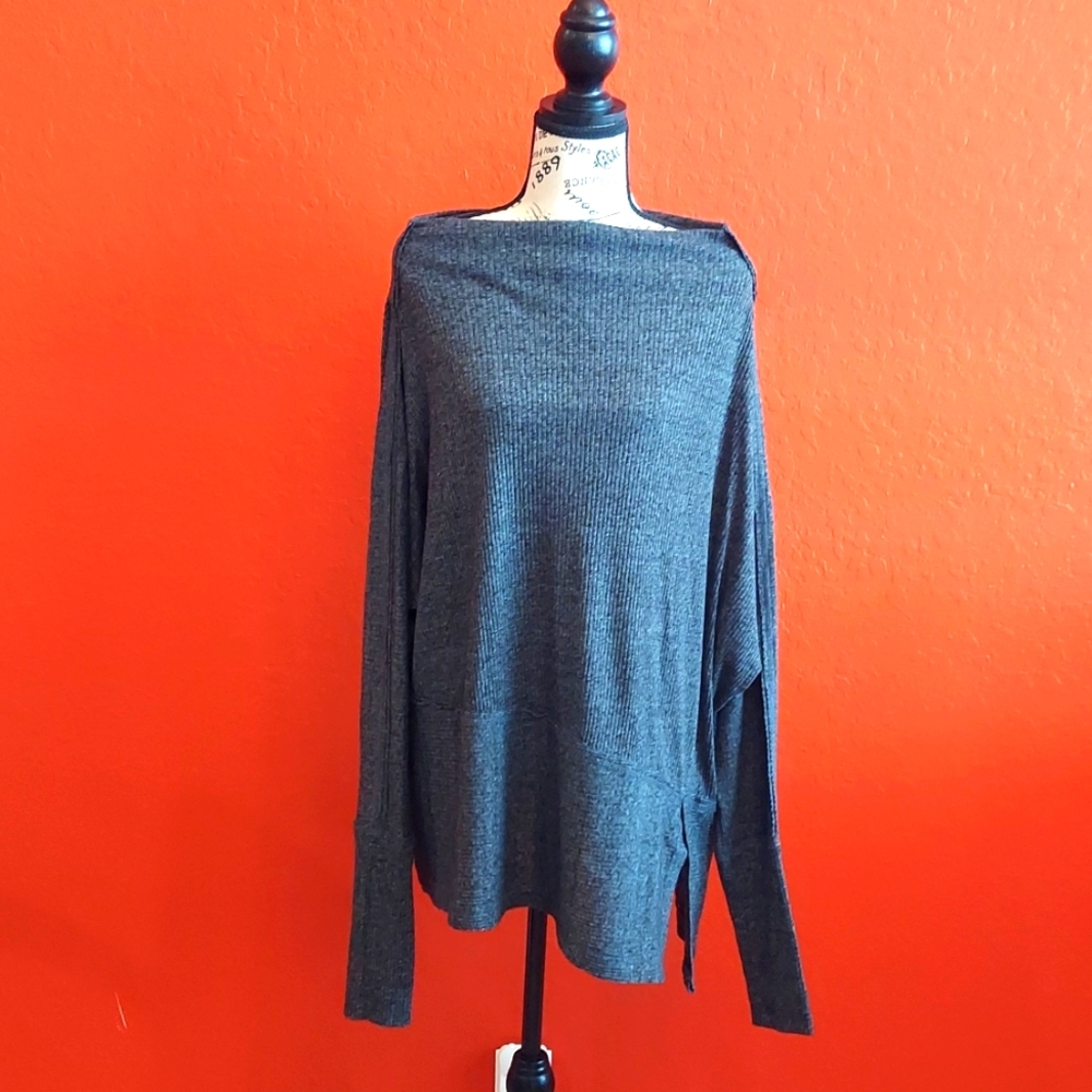 We The Free brand Asymmetrical Grey Sweater Blouse Sz Medium